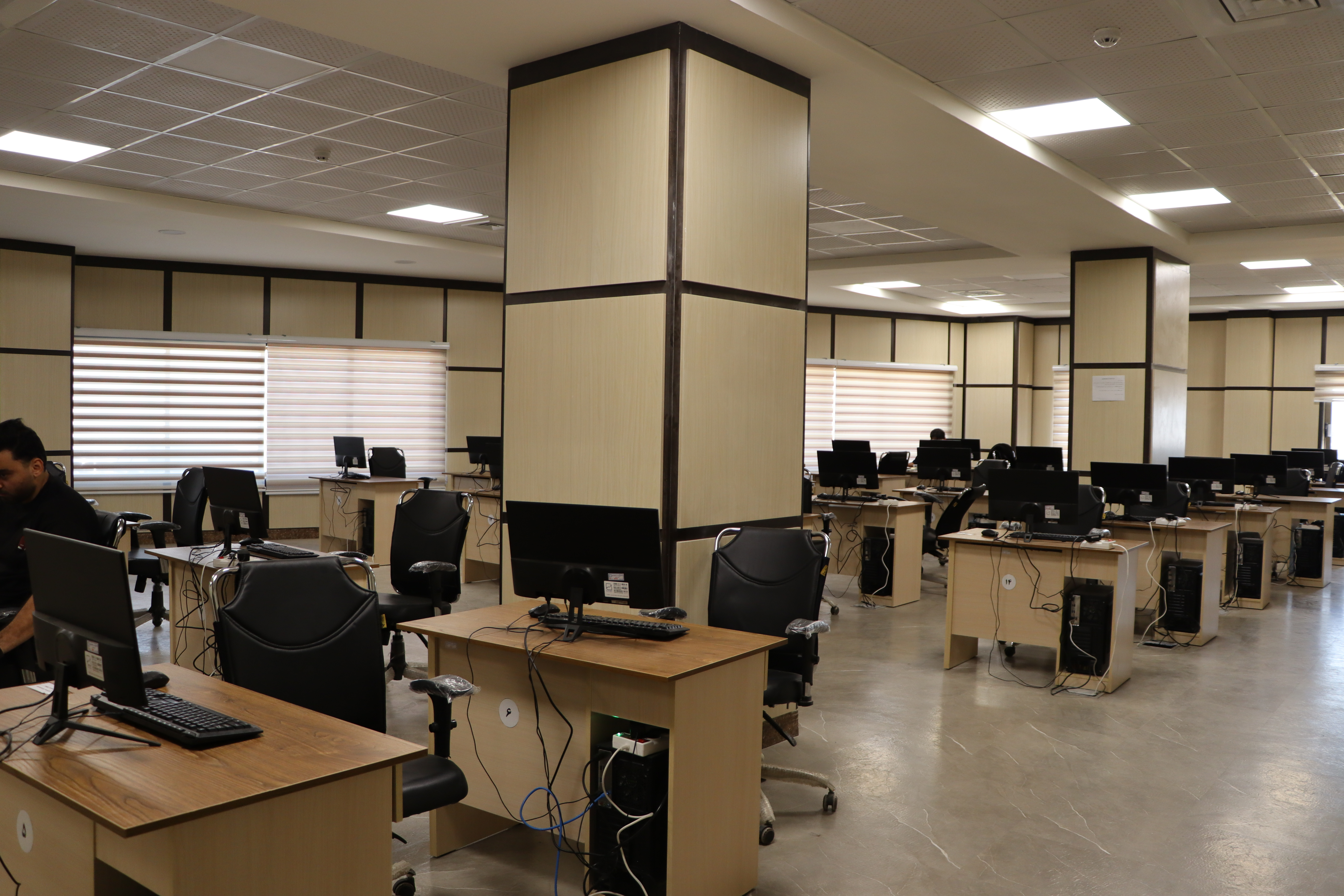 گالری کتابخانه مرکزی